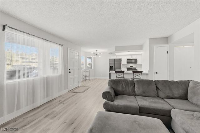 1616 Burningwood Lane 101, Las Vegas, NV 89108