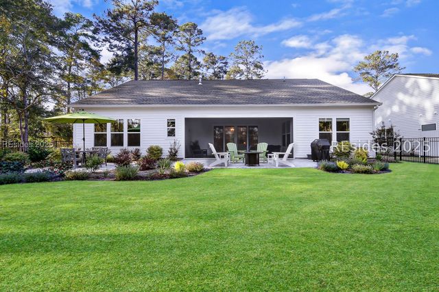735 Firethorn Ln, Hardeeville, SC 29927