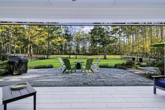 735 Firethorn Ln, Hardeeville, SC 29927