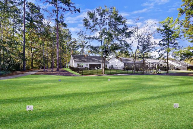 735 Firethorn Ln, Hardeeville, SC 29927