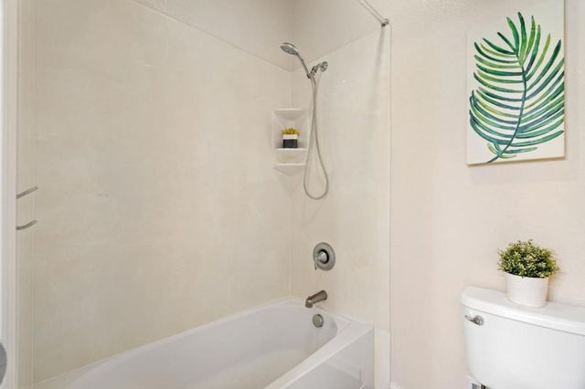 5300 Fioli Loop, San Ramon, CA 94582