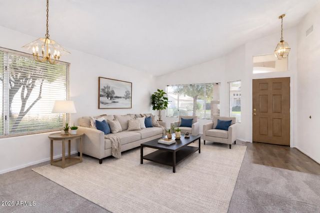 8438 W Paradise Drive, Peoria, AZ 85345