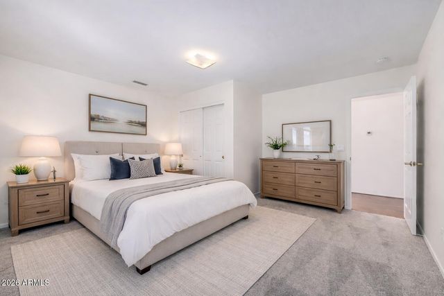 8438 W Paradise Drive, Peoria, AZ 85345