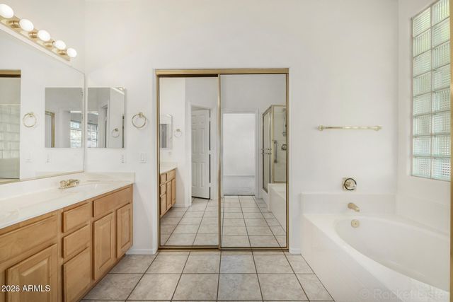 8438 W Paradise Drive, Peoria, AZ 85345