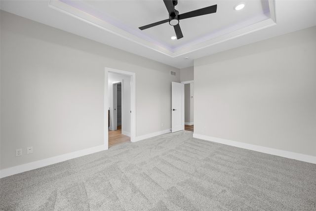 900 Yorkshire Street, North Liberty, IA 52317