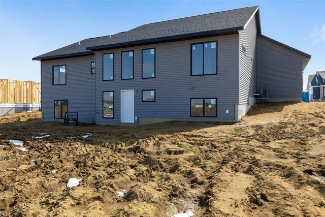 900 Yorkshire Street, North Liberty, IA 52317