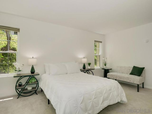 7301 CALLE DE FUENTES, Carlsbad, CA 92009