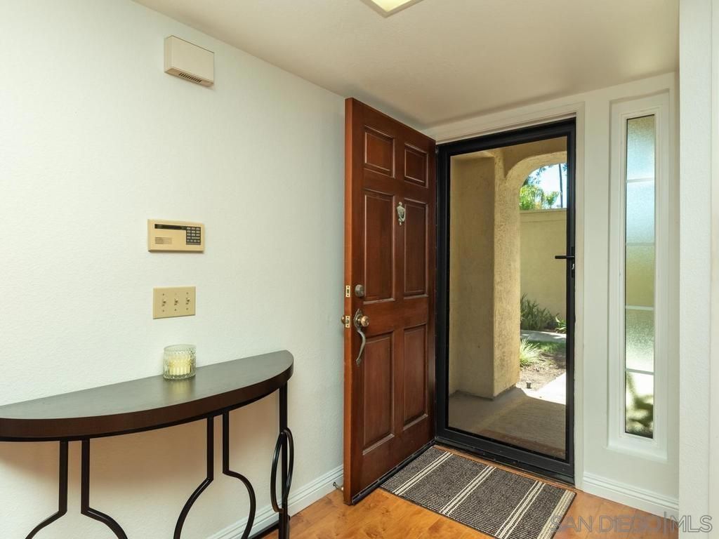 7301 CALLE DE FUENTES, Carlsbad, CA 92009 — photo 2