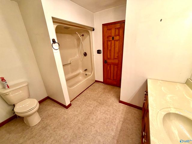 332 Joe Hope Drive, Geraldine, AL 35974