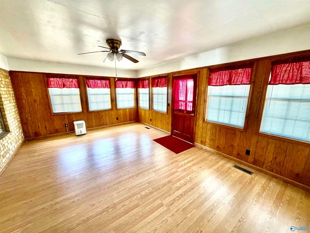 332 Joe Hope Drive, Geraldine, AL 35974