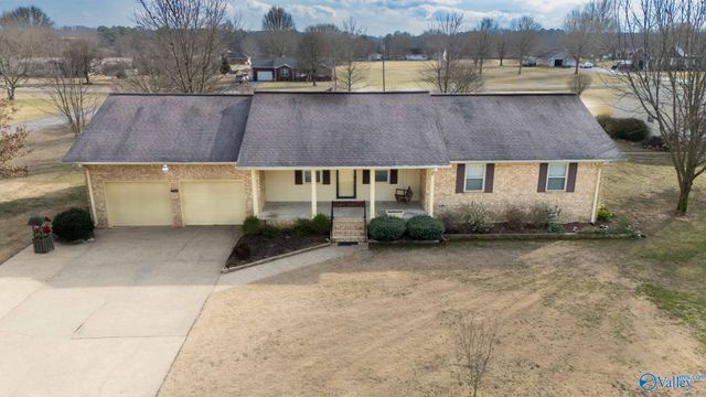 332 Joe Hope Drive, Geraldine, AL 35974