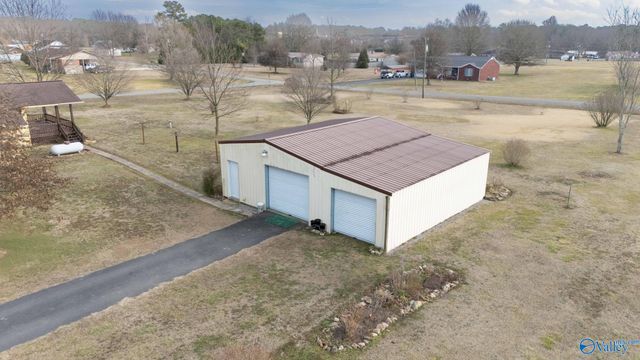 332 Joe Hope Drive, Geraldine, AL 35974