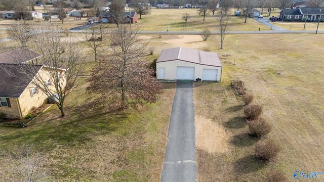 332 Joe Hope Drive, Geraldine, AL 35974