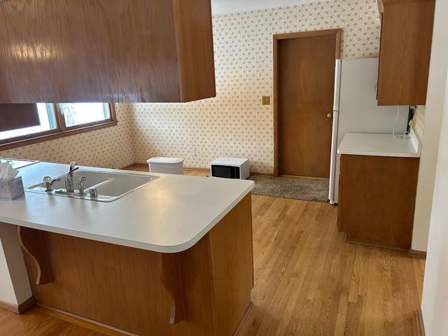 6106 S 121st STREET, Hales Corners, WI 53130