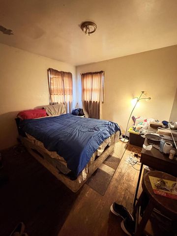 2048 N 35th STREET, Milwaukee, WI 53208