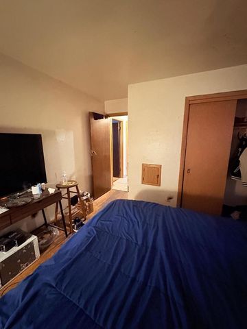 2048 N 35th STREET, Milwaukee, WI 53208