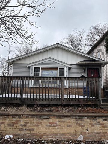 2048 N 35th STREET, Milwaukee, WI 53208
