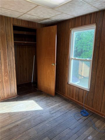 319 Duquesne St, New Castle, PA 16101