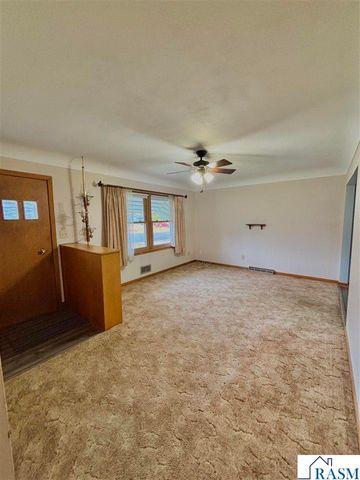 313 9th Street, Gaylord, MN 55334