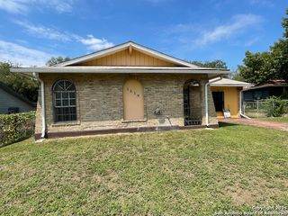 1619 moortown, San Antonio, TX 78238