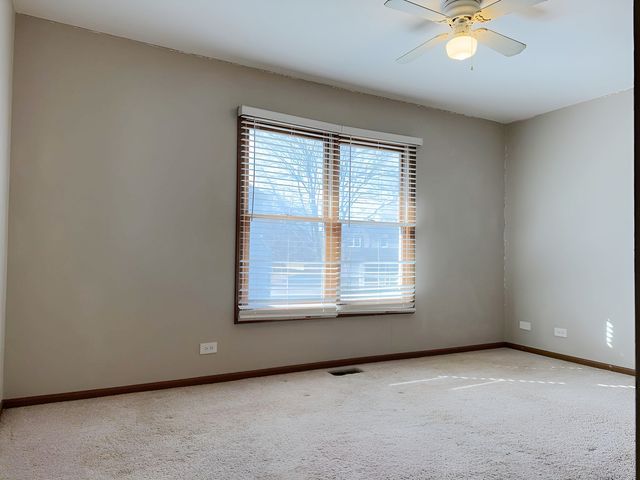 731 Roaring Brook Lane, Algonquin, IL 60102