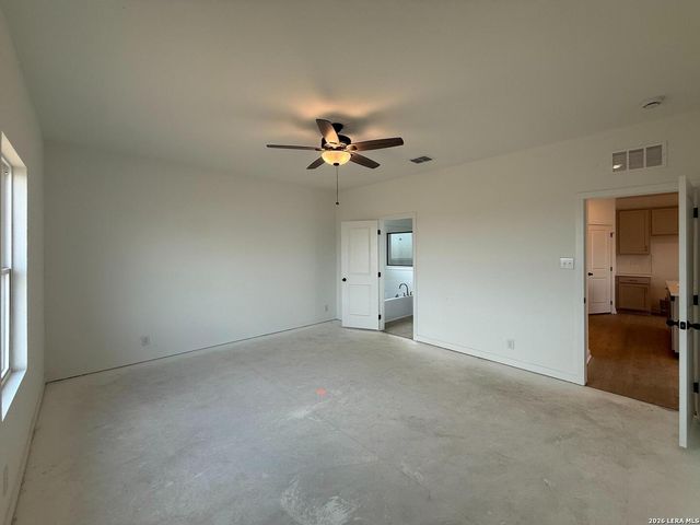 120 Peeps Ct., Adkins, TX 78101
