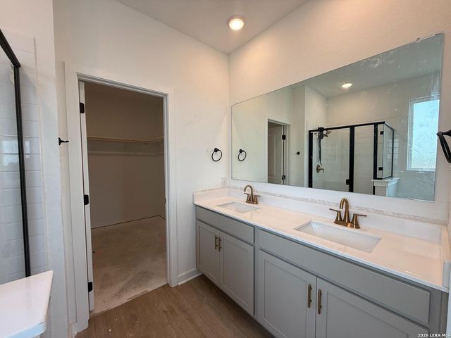 120 Peeps Ct., Adkins, TX 78101