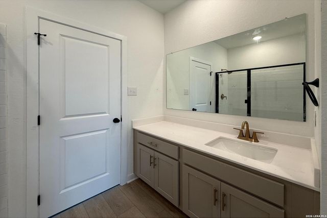 120 Peeps Ct., Adkins, TX 78101