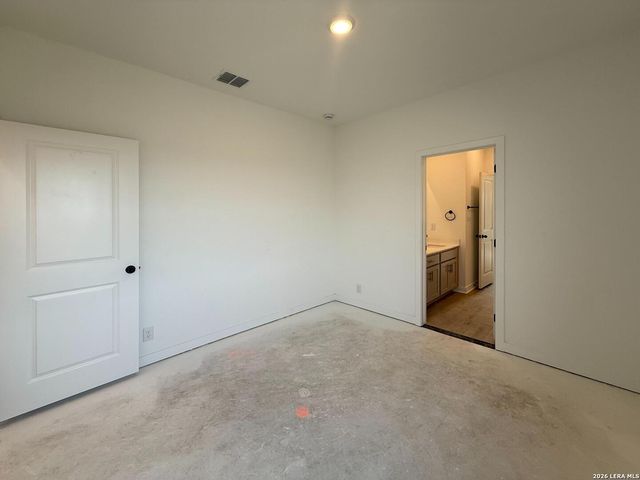 120 Peeps Ct., Adkins, TX 78101