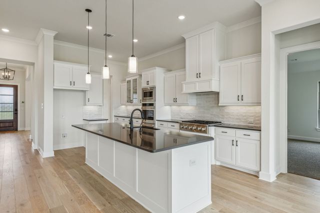 117 Swan Lake Drive, Waxahachie, TX 75165
