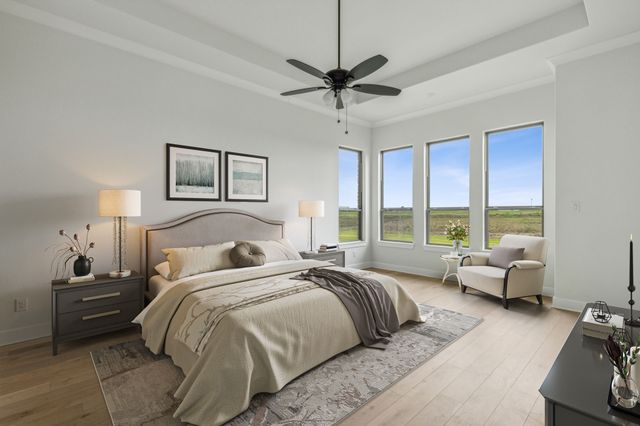 117 Swan Lake Drive, Waxahachie, TX 75165