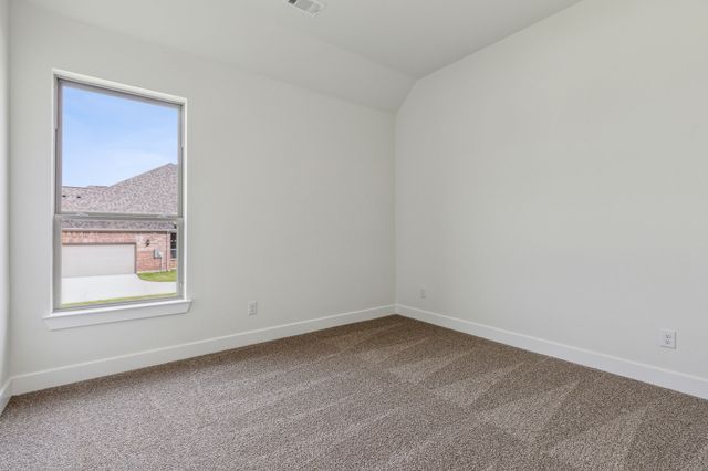117 Swan Lake Drive, Waxahachie, TX 75165