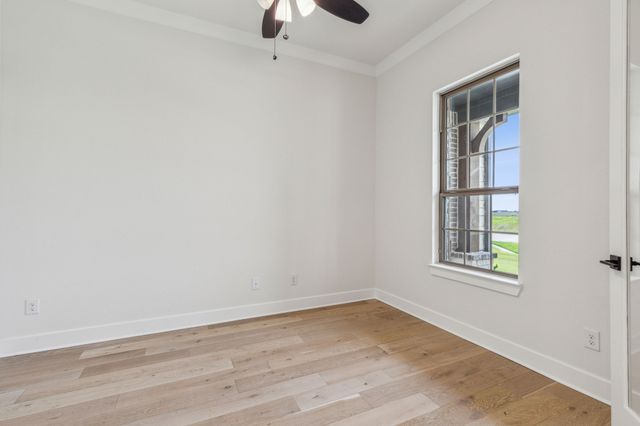117 Swan Lake Drive, Waxahachie, TX 75165