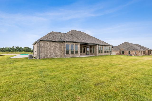 117 Swan Lake Drive, Waxahachie, TX 75165