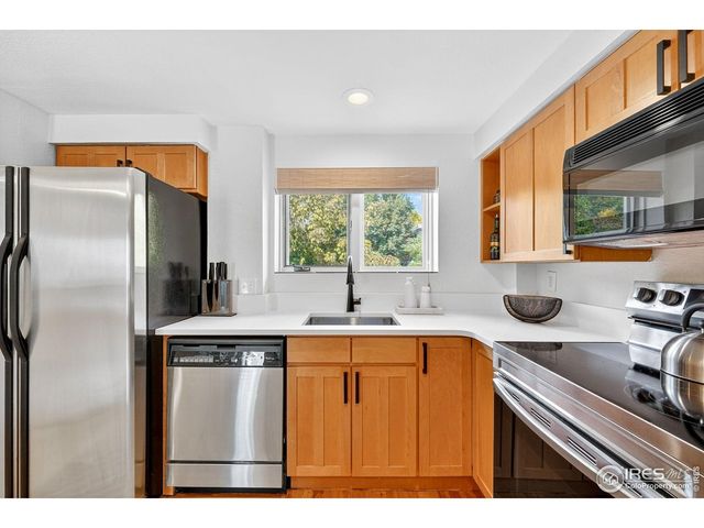 620 Pearl St C, Boulder, CO 80302