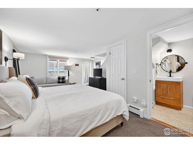 620 Pearl St C, Boulder, CO 80302