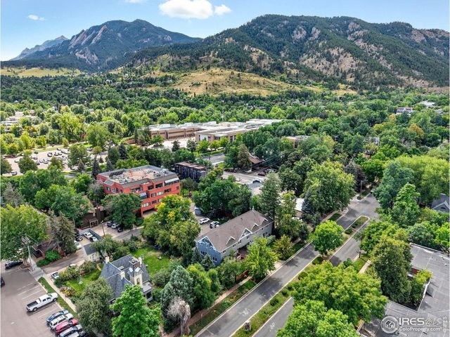 620 Pearl St C, Boulder, CO 80302