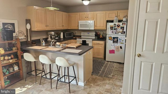 132 LIGHTHOUSE DR, Jonestown, PA 17038