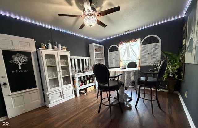 7821 Edgemanor Court, Indianapolis, IN 46239