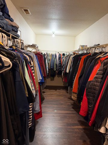 7821 Edgemanor Court, Indianapolis, IN 46239