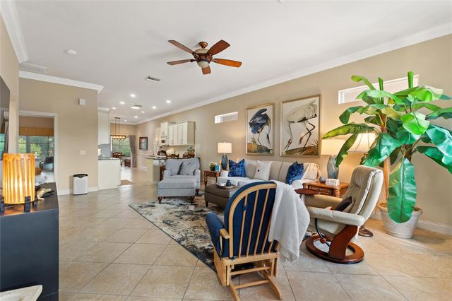 370 MEANDERING WAY, Polk City, FL 33868