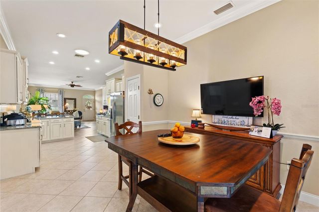 370 MEANDERING WAY, Polk City, FL 33868