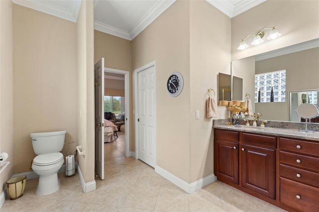 370 MEANDERING WAY, Polk City, FL 33868