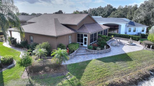 370 MEANDERING WAY, Polk City, FL 33868