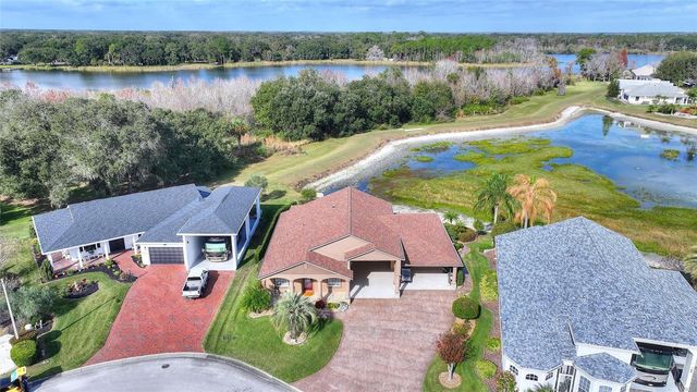 370 MEANDERING WAY, Polk City, FL 33868