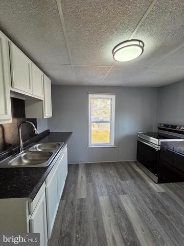 351 S 5TH ST, Shamokin, PA 17872
