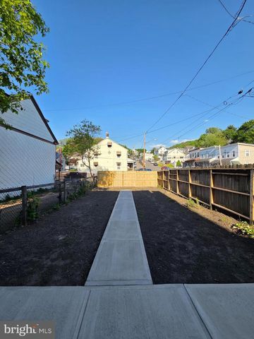 351 S 5TH ST, Shamokin, PA 17872