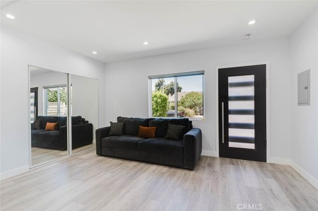 8544 Wisner Avenue, North Hills, CA 91343