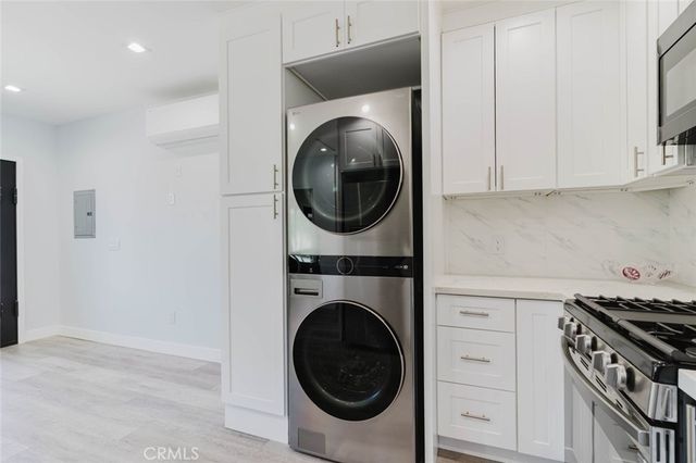 8544 Wisner Avenue, North Hills, CA 91343