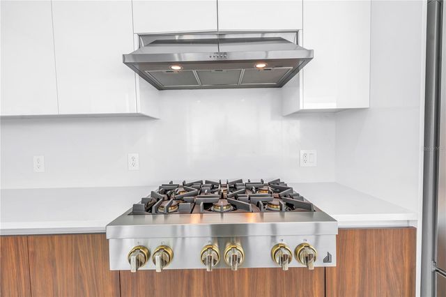 400 CENTRAL AVENUE 1001, St Petersburg, FL 33701